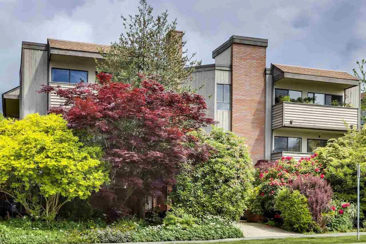Photo of Lions Gate Manor