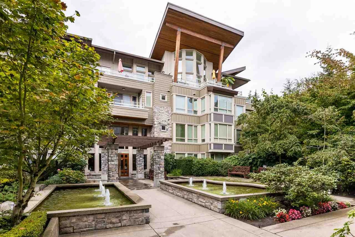 Photo of Seasons West At Raven Woods